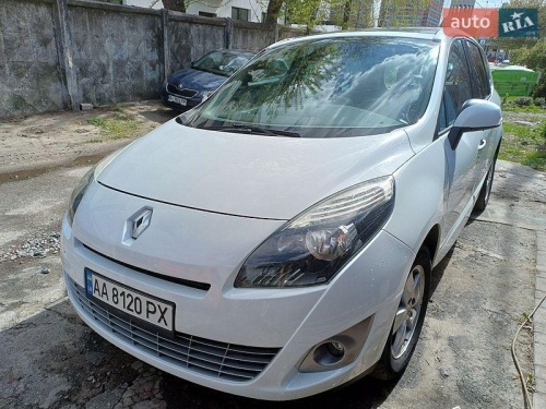 Renault Scenic 2011