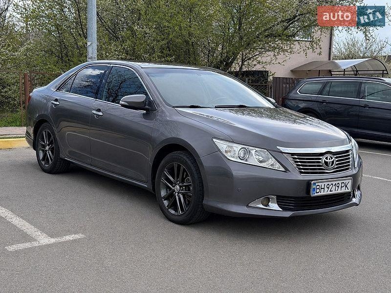 Toyota Camry 2012