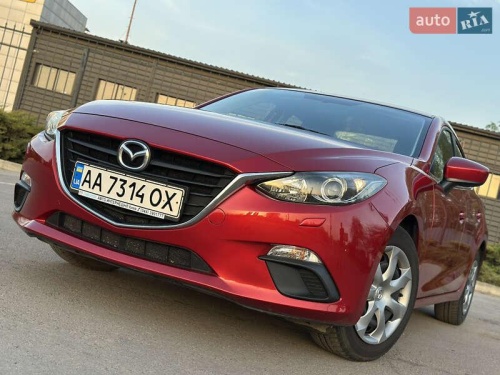 Mazda 3 2015