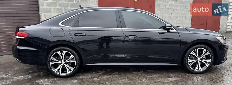 Volkswagen Passat 2021