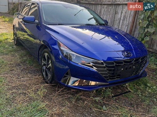 Hyundai Elantra 2021