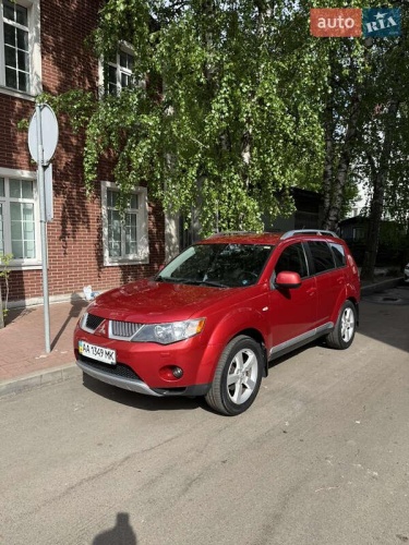 Mitsubishi Outlander XL 2008
