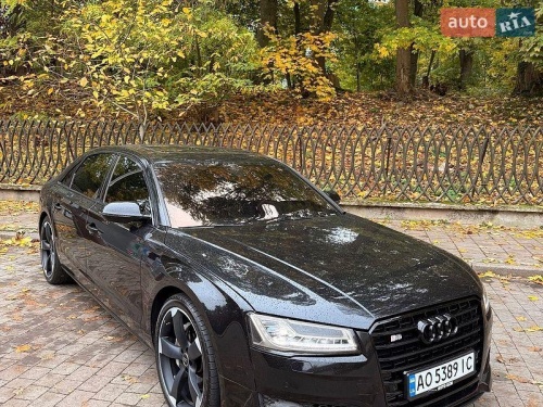 Audi A8 2015