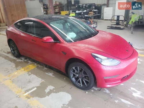 Tesla Model 3 2022