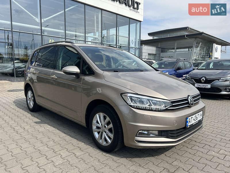 Volkswagen Touran 2016