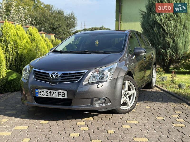 Toyota Avensis 2010