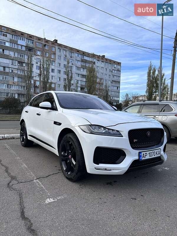 Jaguar F-Pace 2016