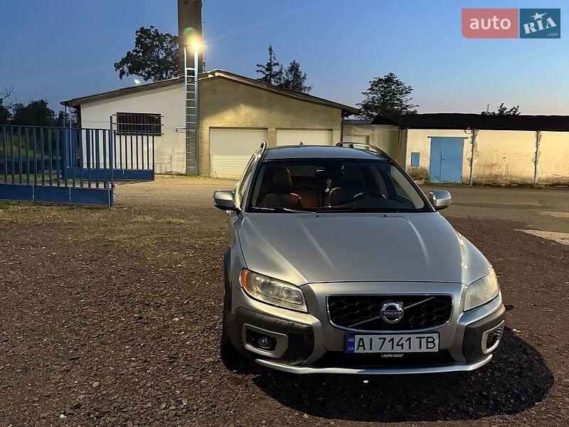 Volvo XC70 2010