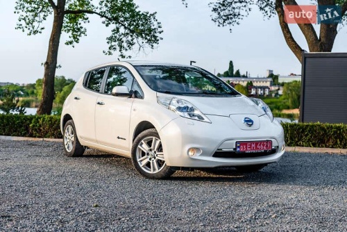 Nissan Leaf 2014