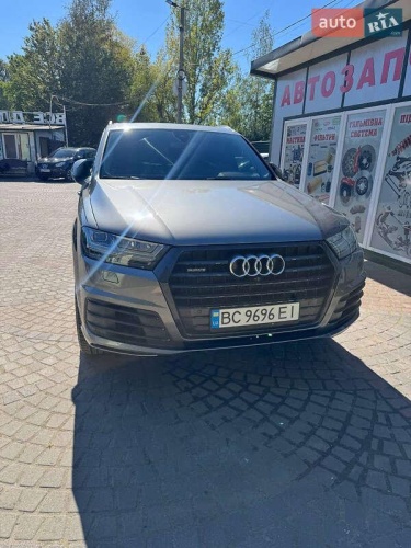 Audi Q7 2015