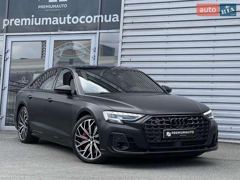 Audi S8 2022