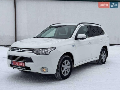 Mitsubishi Outlander 2014