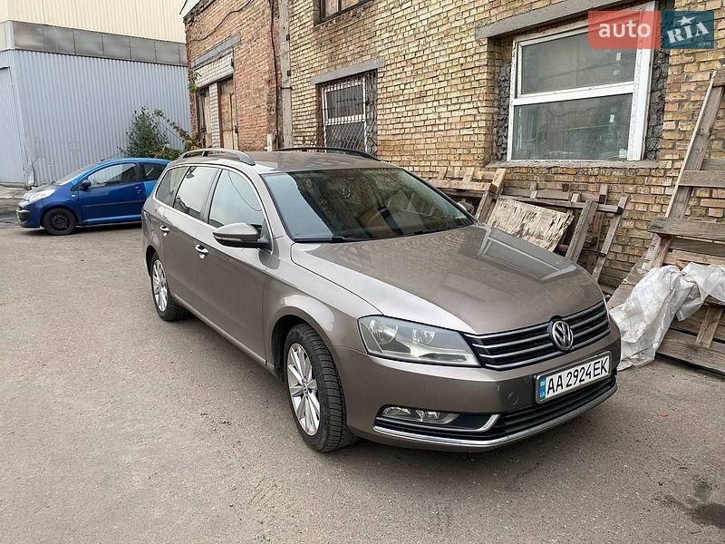 Volkswagen Passat 2011