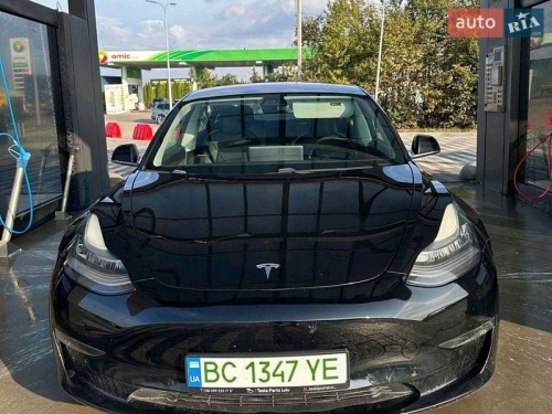 Tesla Model 3 2018
