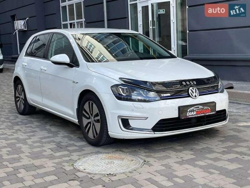 Volkswagen e-Golf 2016