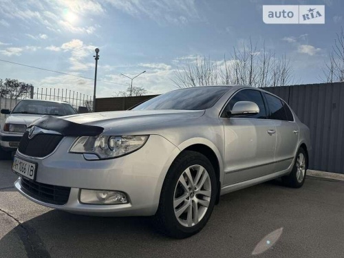 Skoda Superb 2012