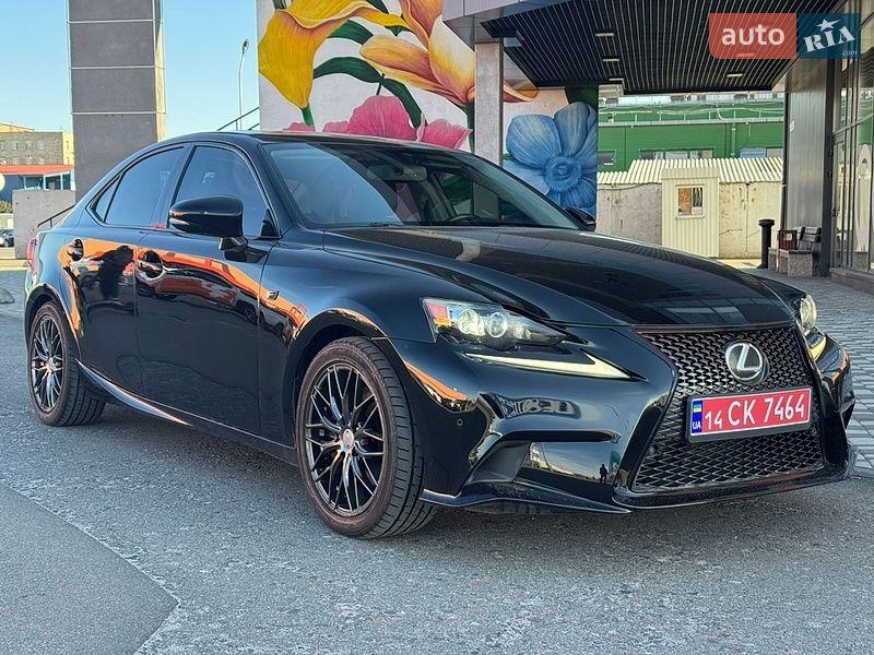Lexus IS 2016