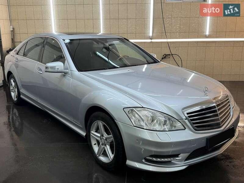 Mercedes-Benz S-Class 2008