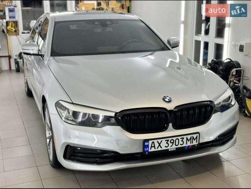 BMW 5 Series 2019