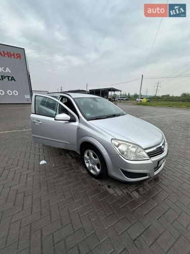 Opel Astra 2007