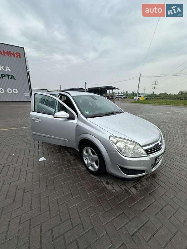 Opel Astra 2007