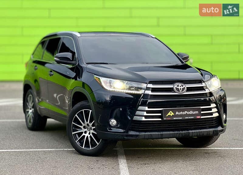 Toyota Highlander 2019