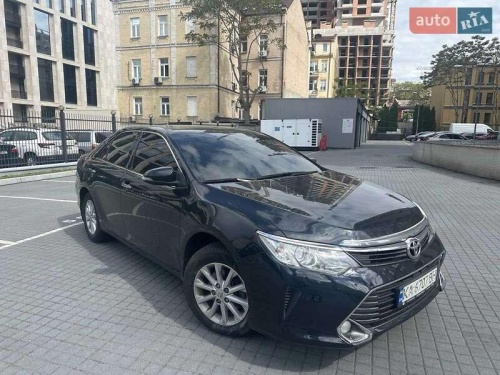 Toyota Camry 2015