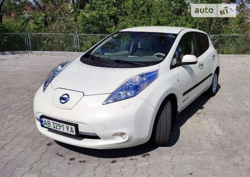 Nissan Leaf 2011