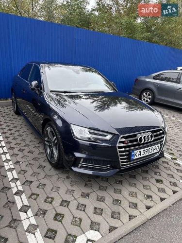 Audi A4 2016