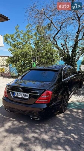 Mercedes-Benz S-Class 2007