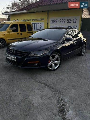 Volkswagen Passat CC 2011