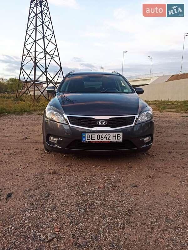 Kia Ceed 2011