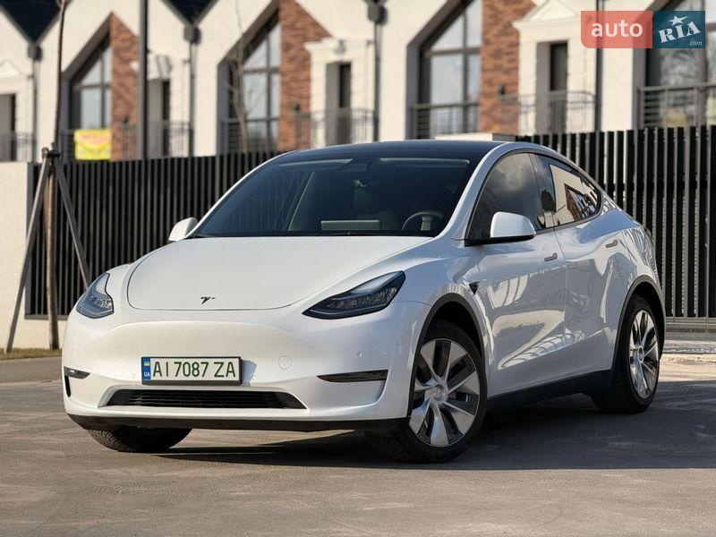 Tesla Model Y 2022