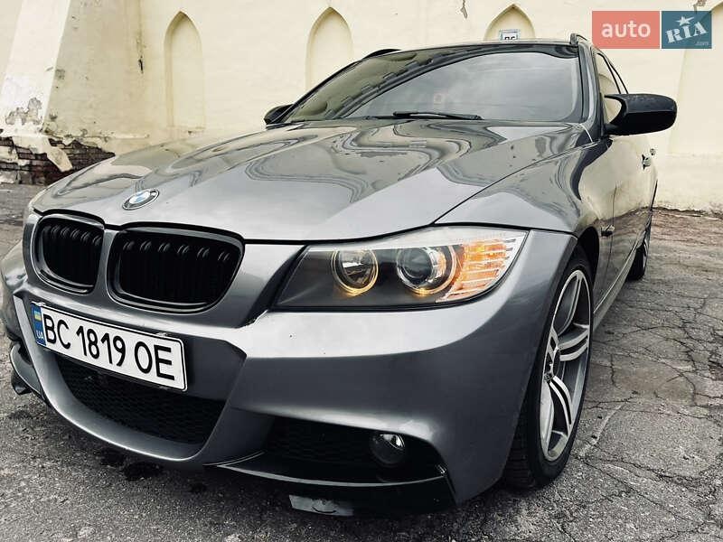 BMW 3 Series 2011
