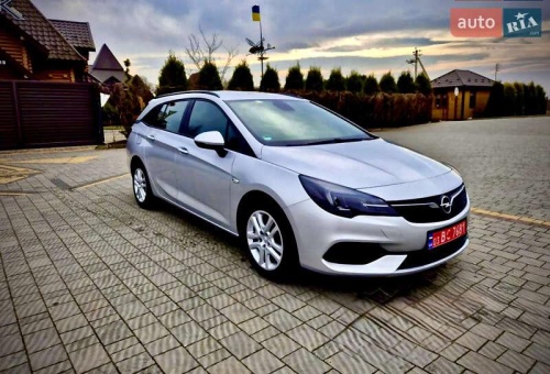 Opel Astra 2020