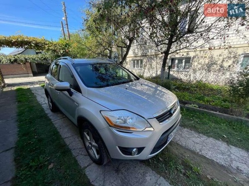 Ford Kuga 2011