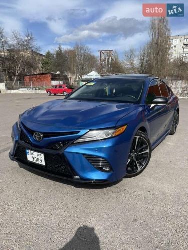 Toyota Camry 2018