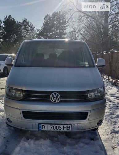 Volkswagen Caravelle 2013