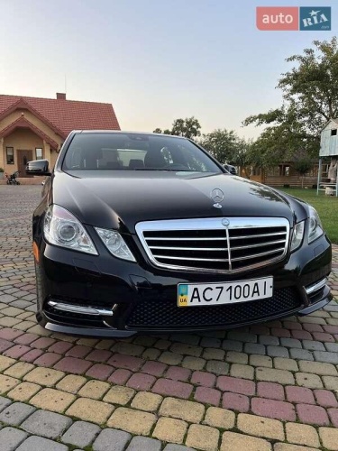 Mercedes-Benz E-Class 2012