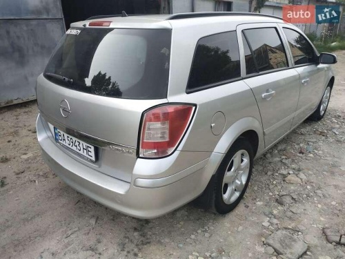 Opel Astra 2008