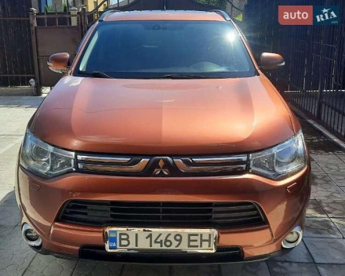 Mitsubishi Outlander 2012