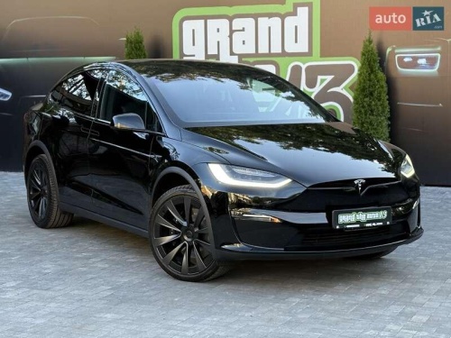 Tesla Model X 2023