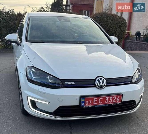 Volkswagen e-Golf 2016