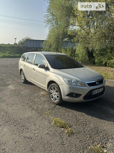 Ford Focus 2010