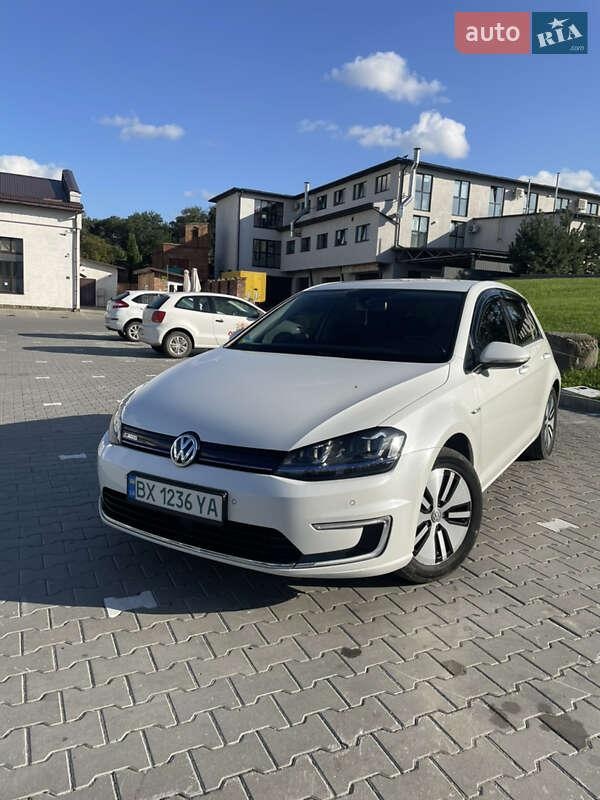 Volkswagen e-Golf 2015