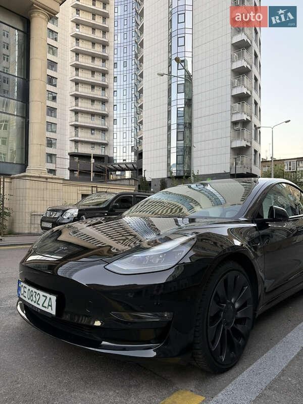 Tesla Model 3 2022