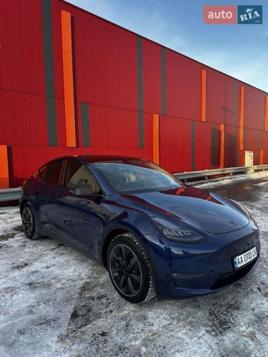 Tesla Model Y 2021