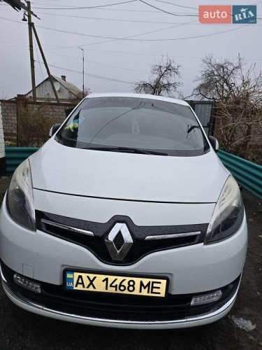 Renault Grand Scenic 2013