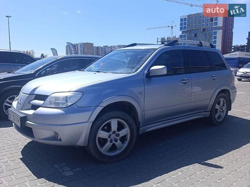 Mitsubishi Outlander 2008