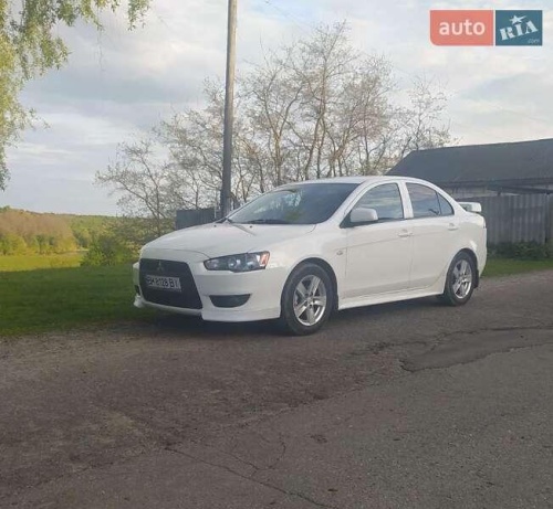 Mitsubishi Lancer 2011